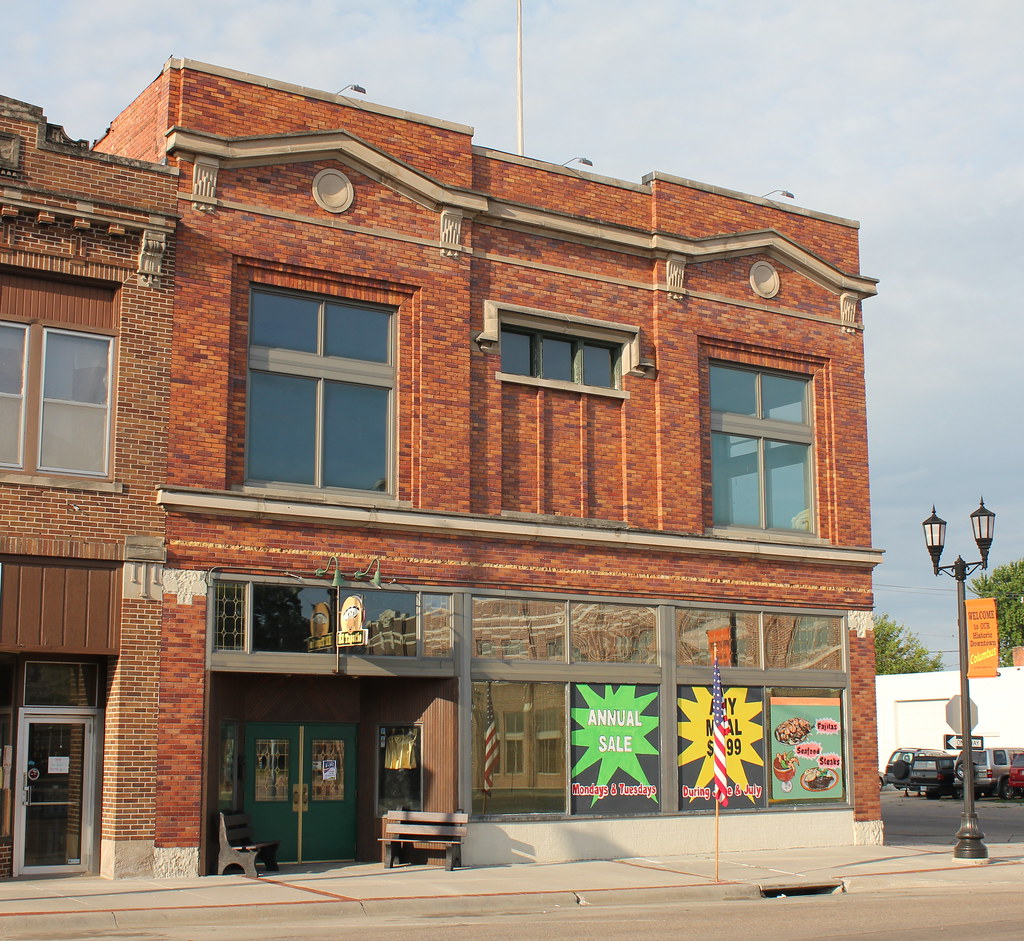 MasonRagatz Building Columbus, NE Built in 1915 when th… Flickr