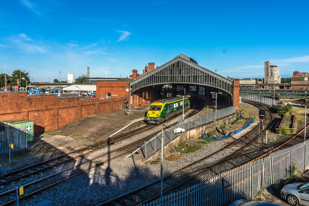 KENT RAILWAY STATION IN CORK CITY Originally opened in 189… Flickr