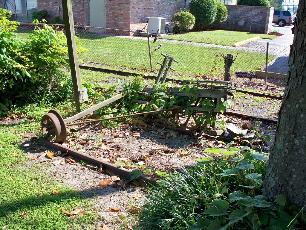 100_2809 Lutcher, Louisiana bucknejim Flickr