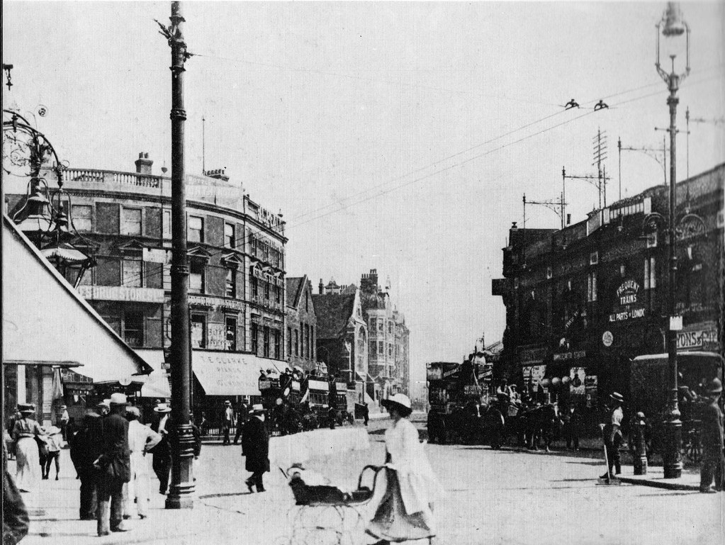 Hammersmith Broadway.. Hammersmith & Fulham.. London c1905… Flickr