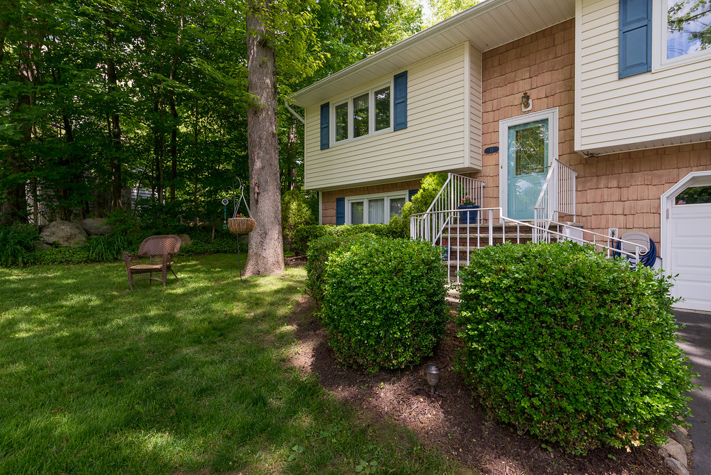 DSC_6480 15 Gold Lane, Oak Ridge NJ listed with Lori Carus… Flickr