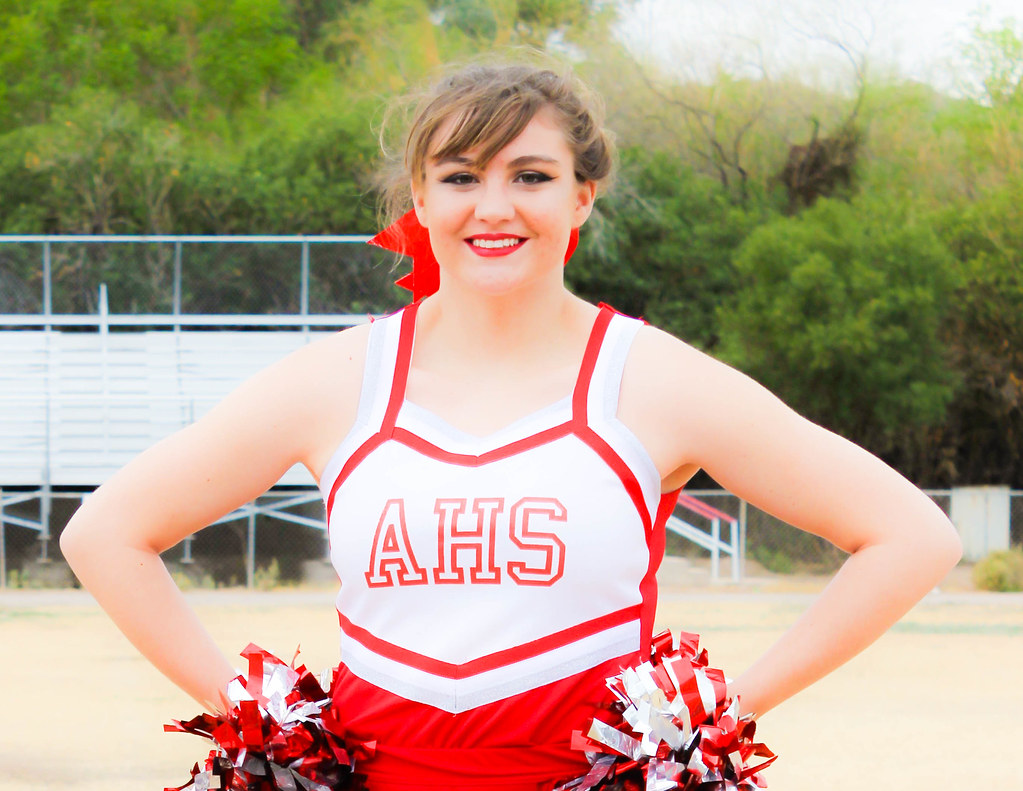 A.H.S. Cheer Football 2016 AJO HIGH SCHOOL CHEERLEADERS FO… Flickr