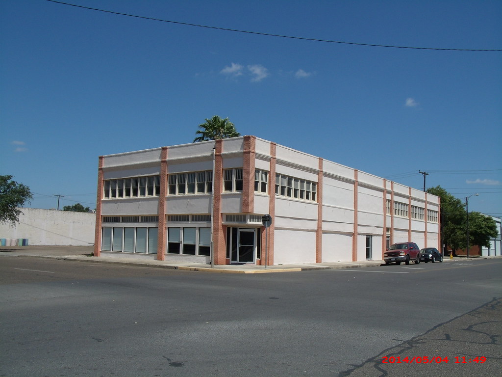 downtown DISTRICT Harlingen, TEXAS Steven Wiseblood Flickr