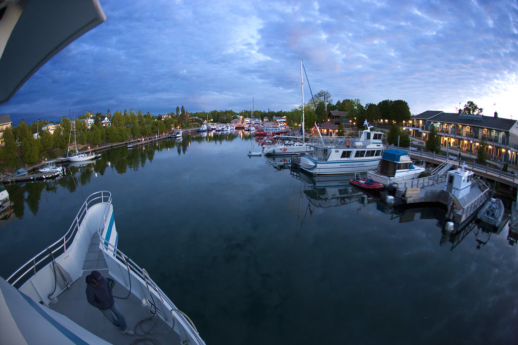Little Tub Harbor Entering Little Tub Harbor after the sun… Flickr