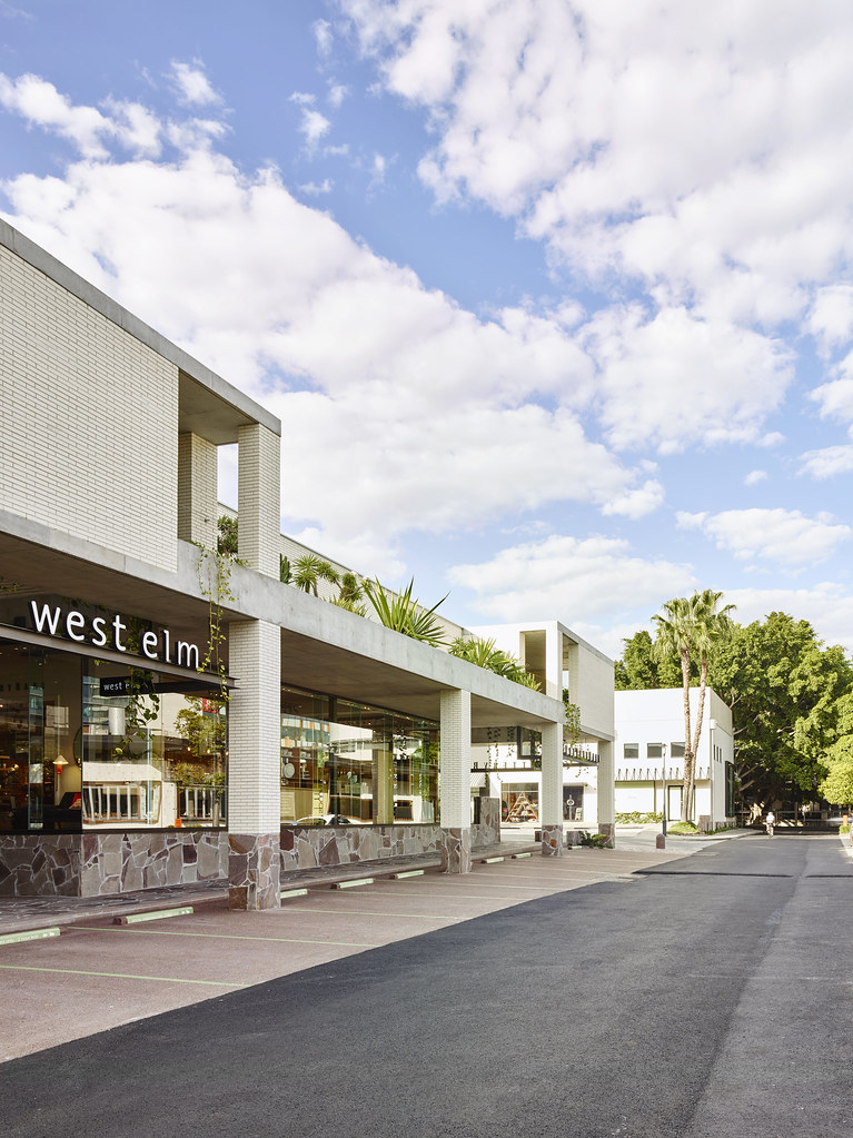 La Paloma Miro Pottery Barn & West Elm retail stores in … Flickr