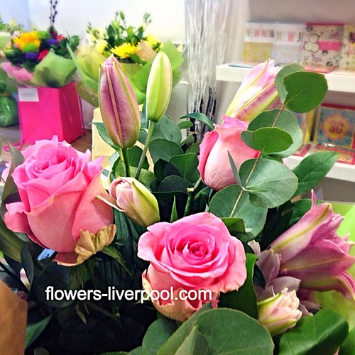 Flowers delivered today to kateheyes peachesmakeup peac… Flickr
