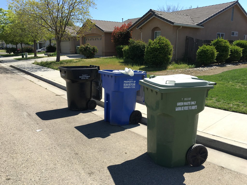 Waste Management of Fresno Selma Disposal Old Carts zp12684 Flickr