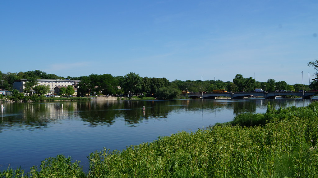 Fox River walk, Geneva, Il. krisknow Flickr