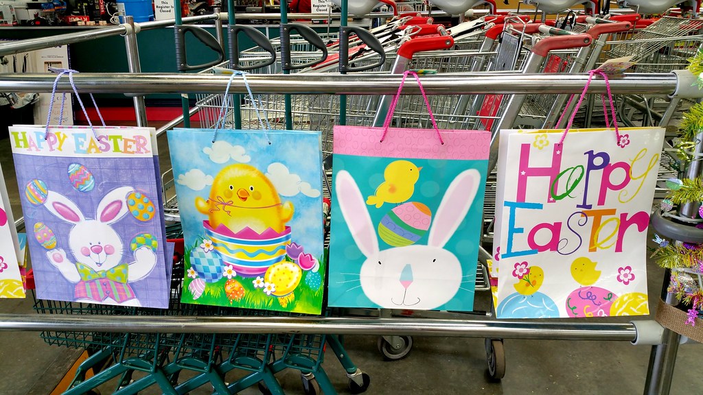 Happy Easter Bunnings Hardware Noosa 103/365 2017 Gillian Everett