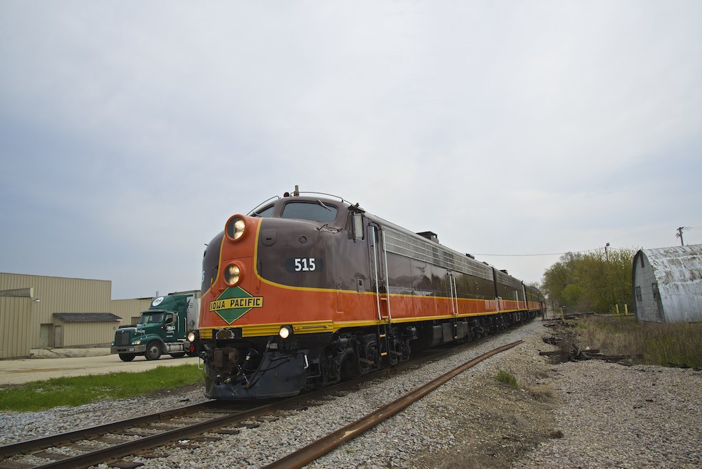 Iowa Pacific E8A 515, Janesville, WI a photo on Flickriver