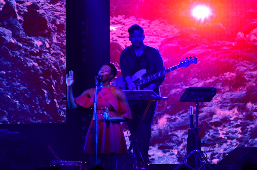 Bonobo, Migration Tour Fabrique, Milano meduse e tappeti Flickr