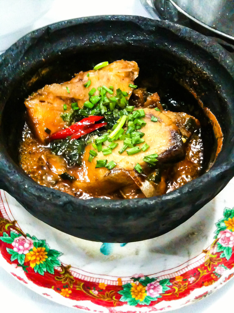 Caramelized catfish in clay pot (Ca kho to) Ngọc Lan Nguyễn Flickr