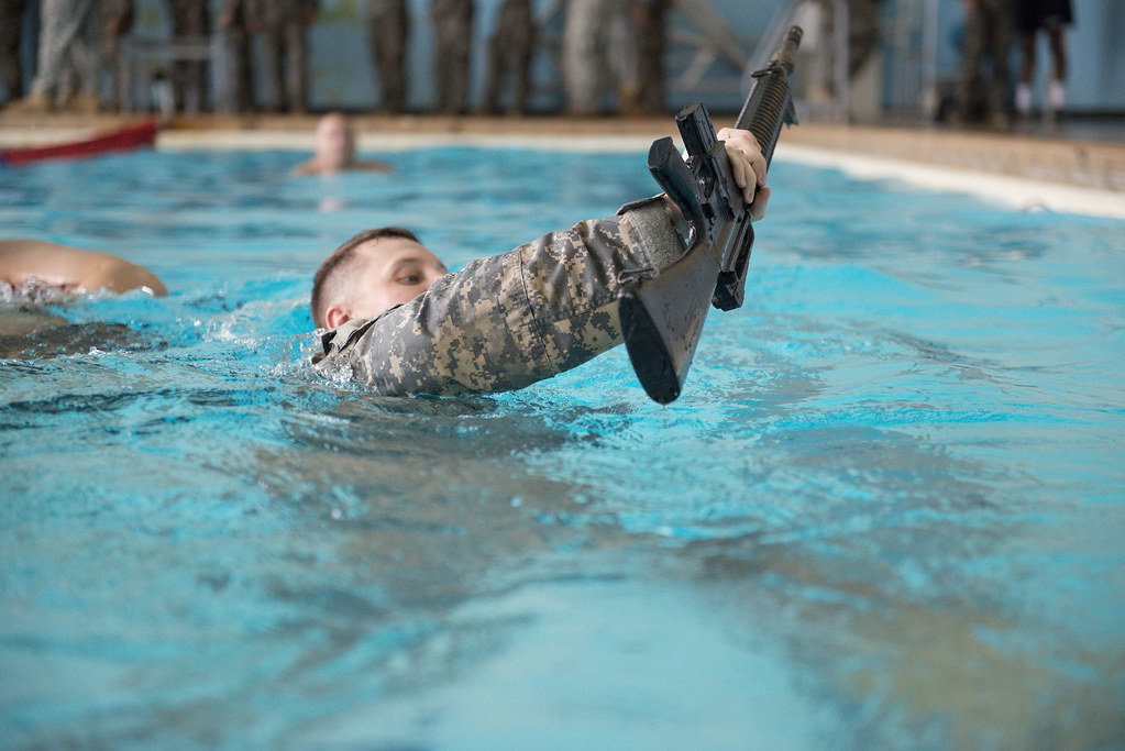 OCS Class 01015 Combat Water Survival Test (FORT BENNING,… Flickr