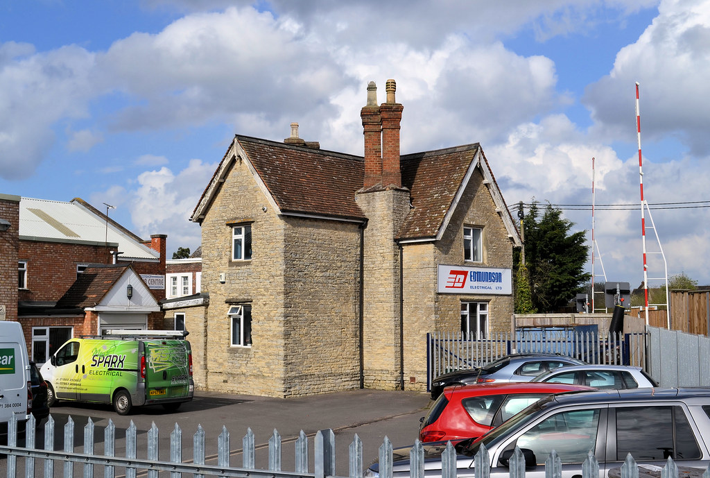 Bicester Station House The only surviving part of the orig… Flickr