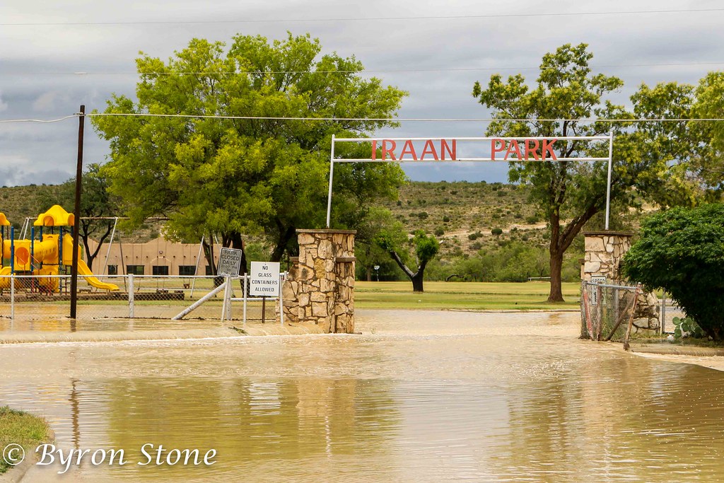 Iraan_Park_flooded_Iraan_Tx_PecosCo_052514_BStoneMD5084… Flickr