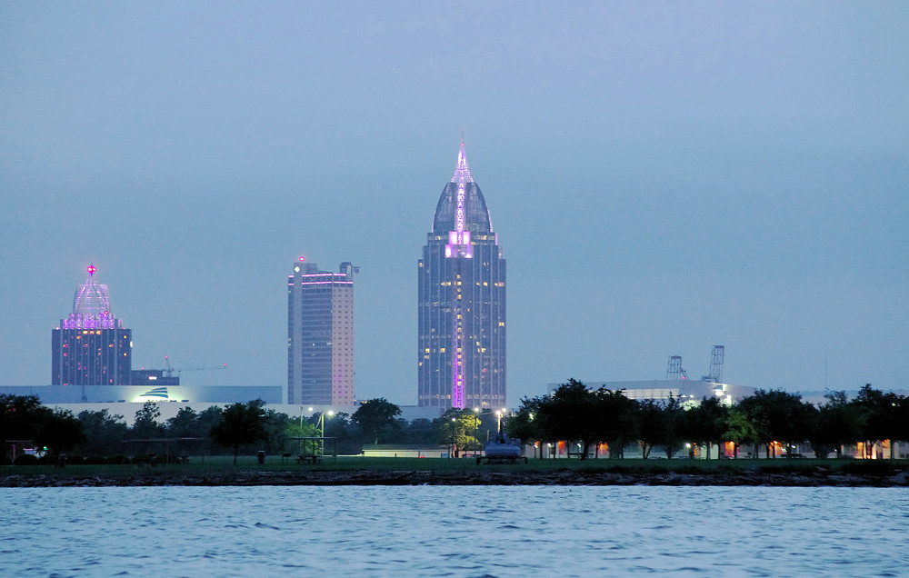 I10 bayway, Mobile Bay. Mobile, Alabama city skyline. Eas… Flickr