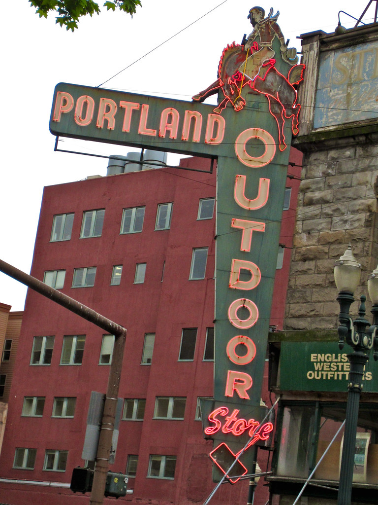 Portland Outdoor Store, Portland, OR Portland Outdoor Stor… Flickr