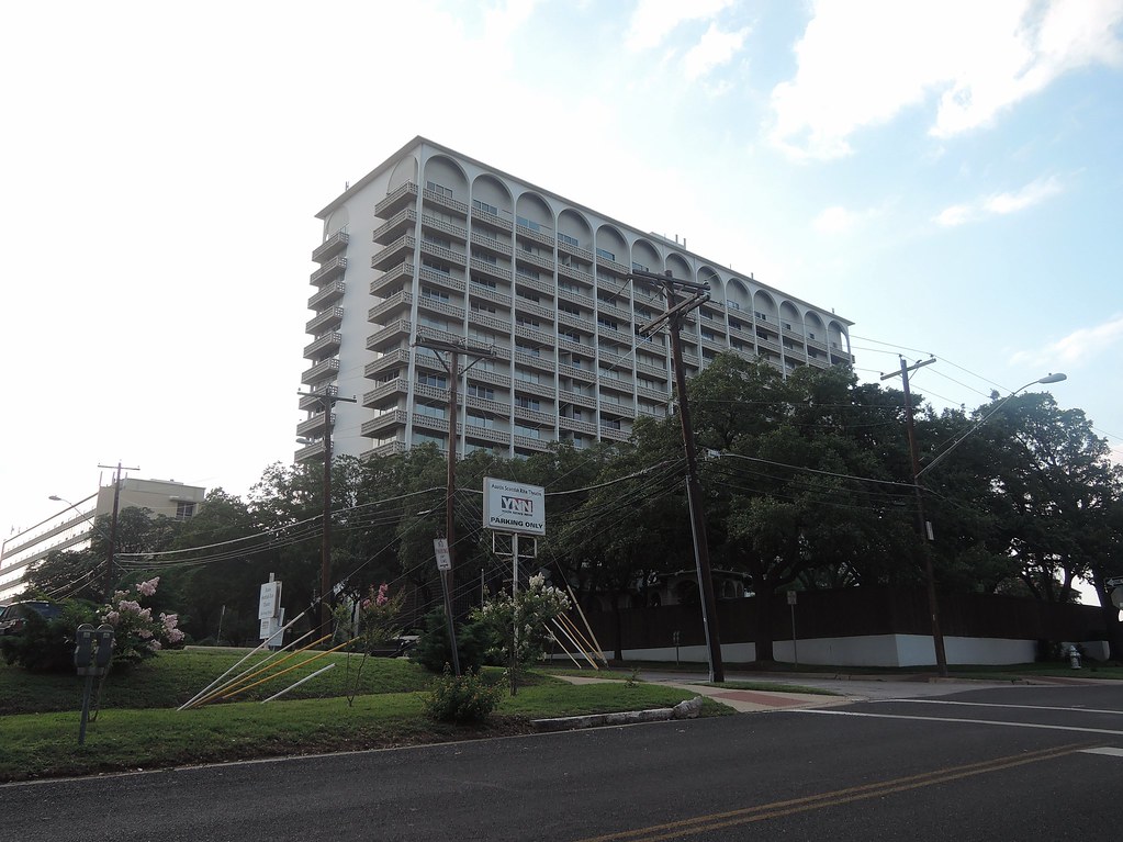 Greenwood Towers Condominiums, vintage 1966. pianoforte109 Flickr