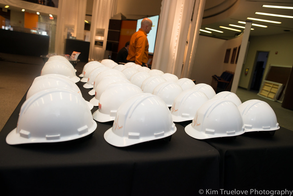 Yelp's VIP Hard Hat Tour Dr. Phillips Performing Arts Cent… Flickr