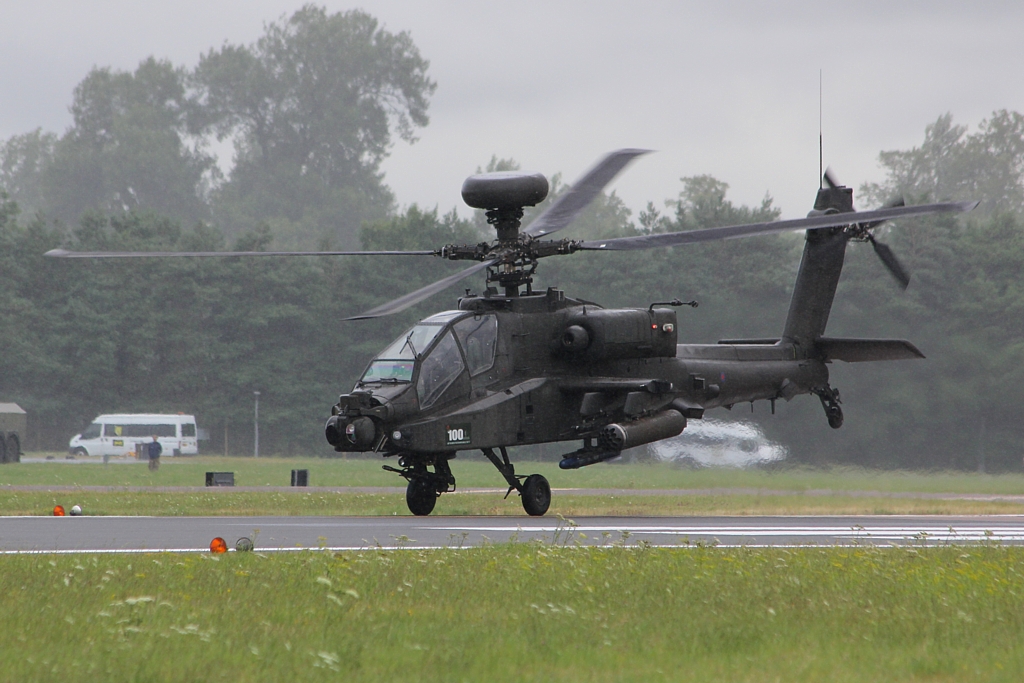 AH64 AH1 ZJ172 RAF Fairford 13.07.14 Army Air Corps AH64… Flickr