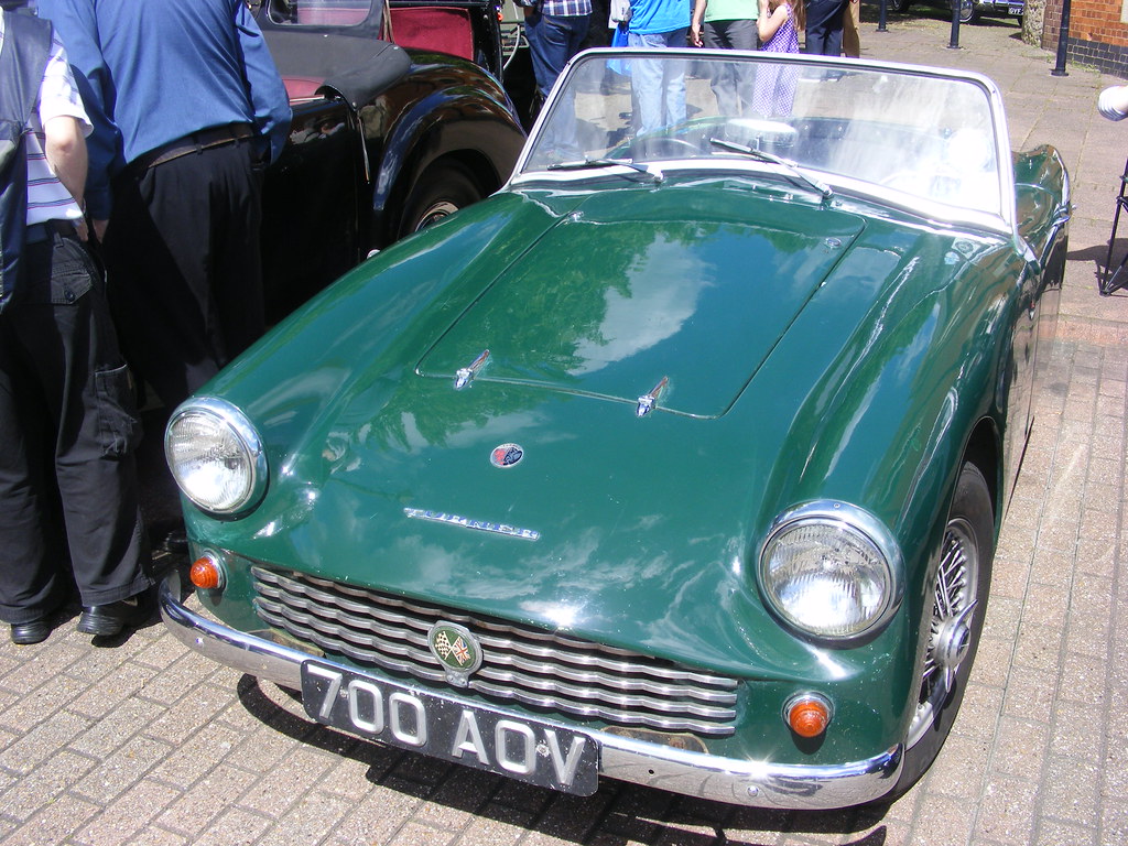 Stony Stratford Classic Car show 08.06.14 Darren Gallop Flickr