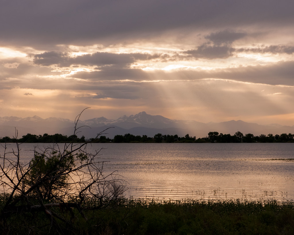 Sunset at Barr Lake Sunset at Barr Lake State Park, Bright… Flickr