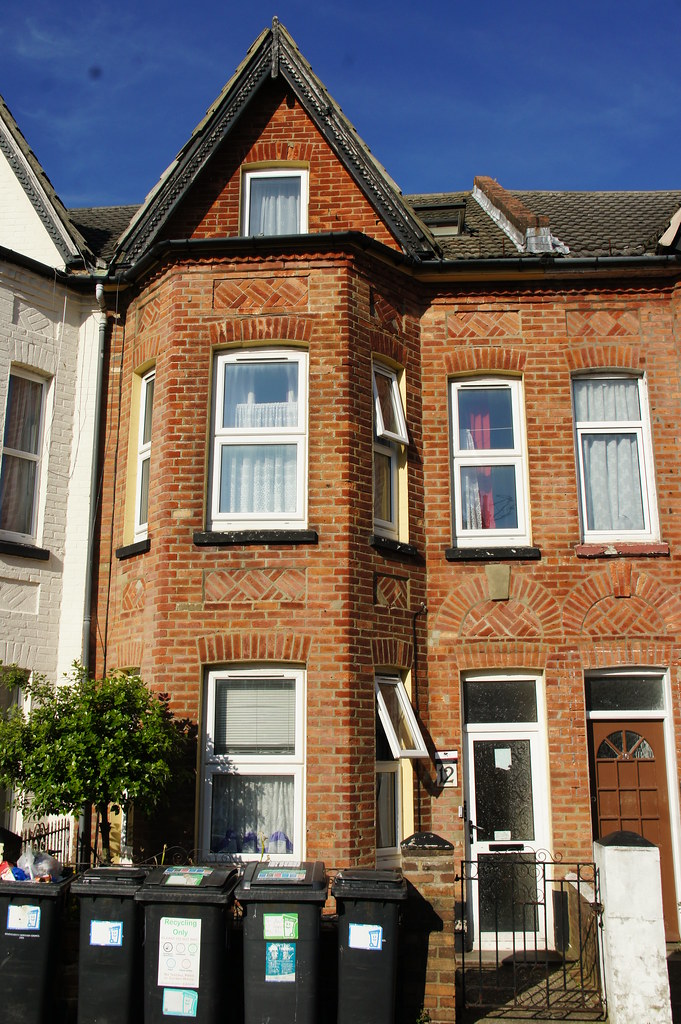 12 Carnarvon Road, Bournemouth, Dorset East side… Alwyn