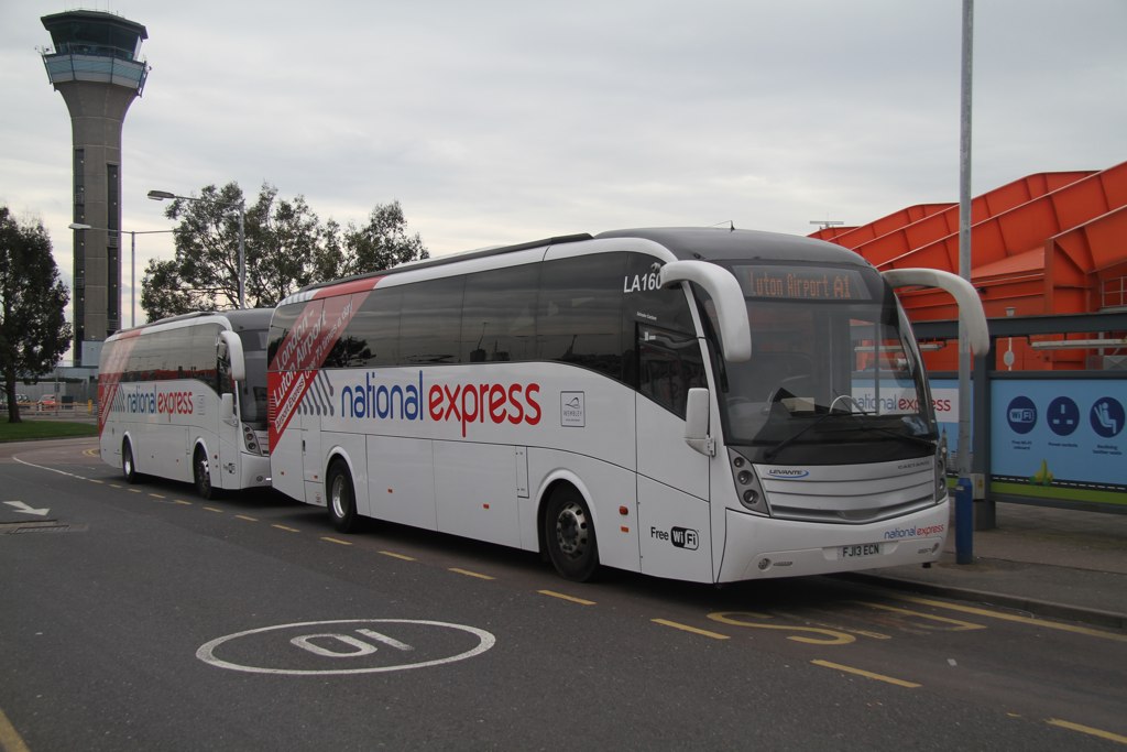 NATIONAL EXPRESS LA160 FJ13ECN LUTON AIRPORT 120414 Flickr