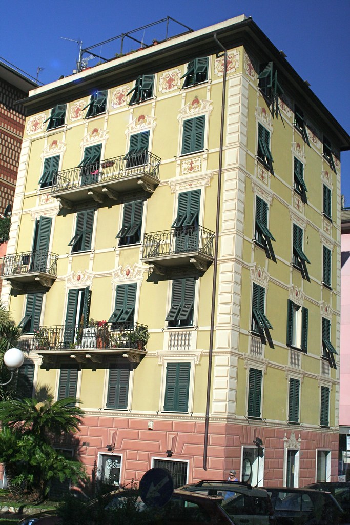Apartment on Way to Genova RFSmith1 Flickr