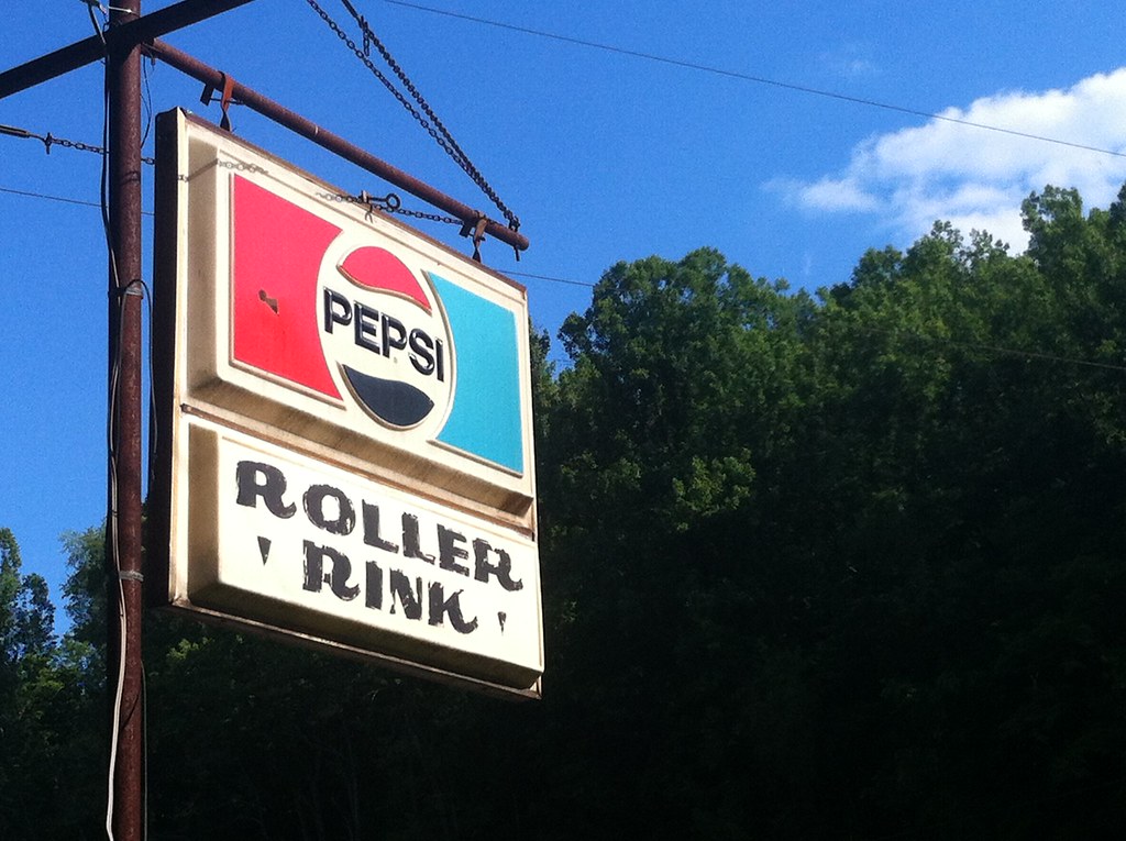 Rendezvous Roller Rink Sistersville, WV Sign at the entran… Flickr