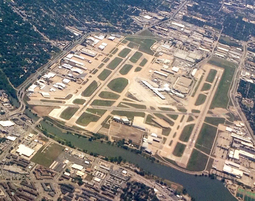 Love Field... Dallas Taken on Descent into Dallas/Fort W… Flickr