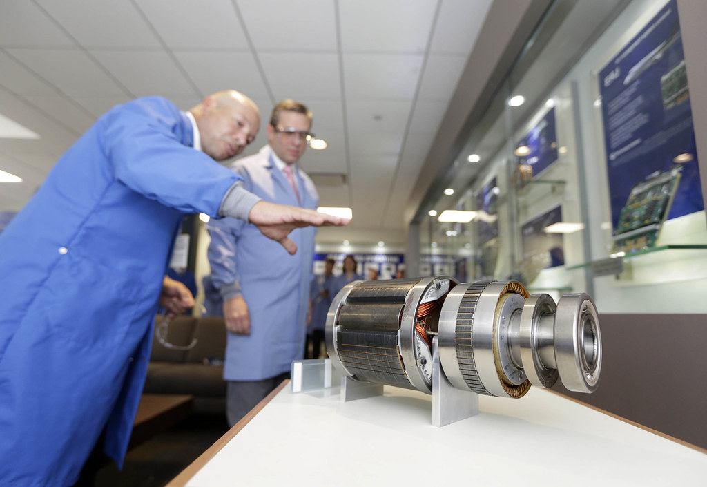 UTC Aerospace Systems 8 Santa Isabel El gobernador, Alej… Flickr