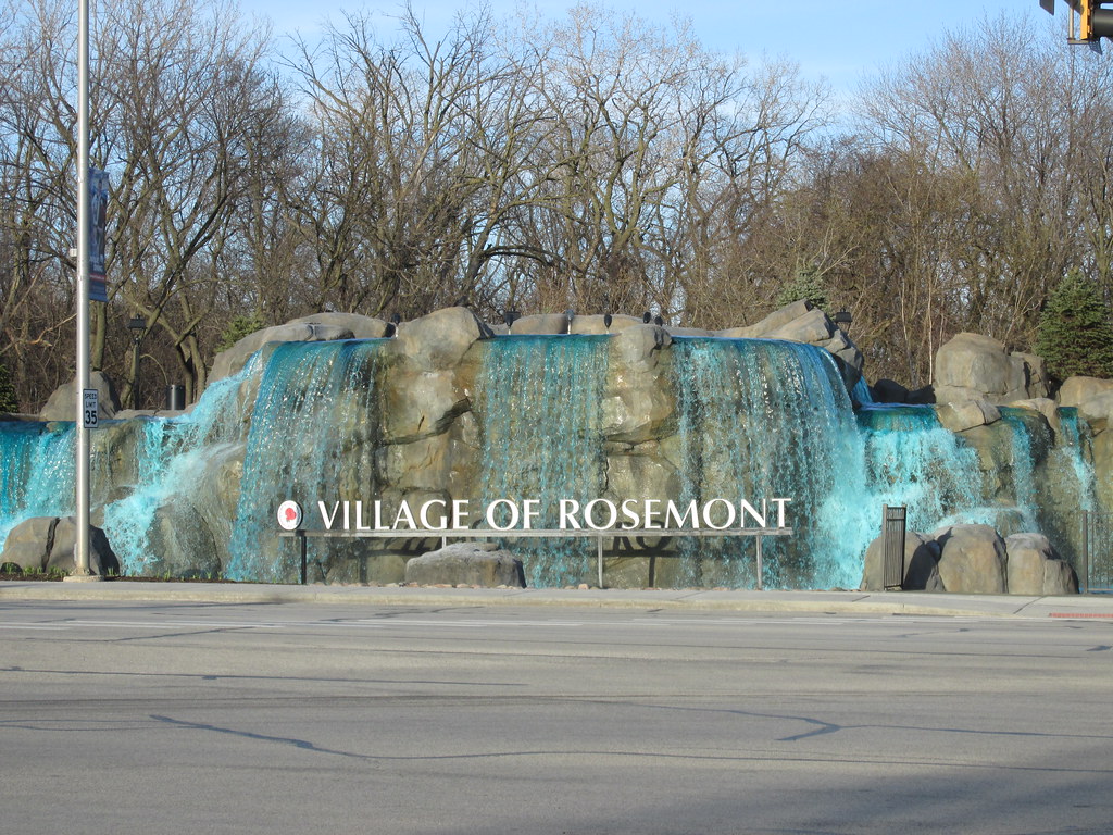 The new Village Of Rosemont roadside waterfall fountain. R… Flickr