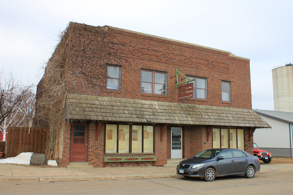 Downtown Building Sanborn, MN Tom McLaughlin Flickr