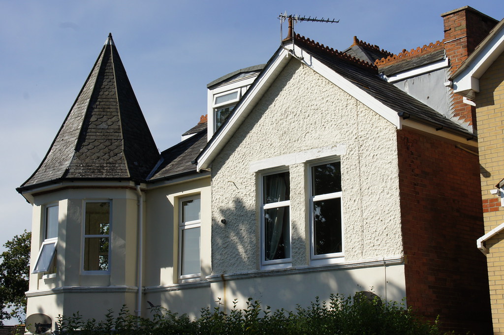 Driftwood (Roslin, Wessex School of Dancing), 1 Arnewood Road, West