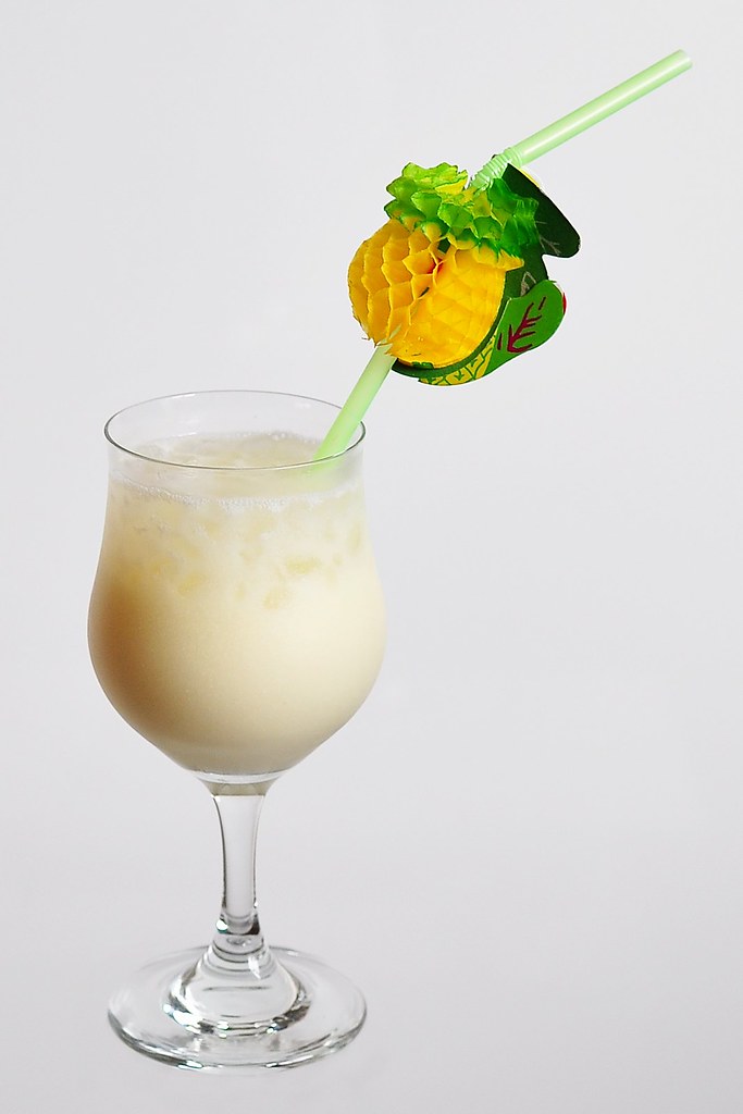 Acapulco tequila, white rum, pineapple juice, grapefruit j… Flickr