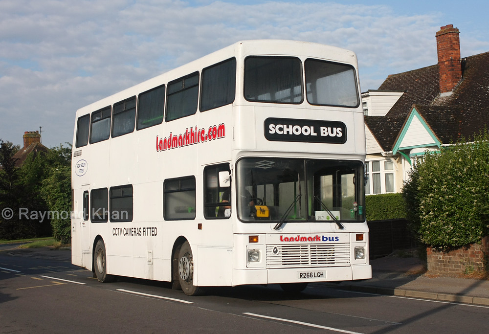 R266LGH (Landmark Coaches) Arlesey 30.6.14 Rays Bus Photographs Flickr