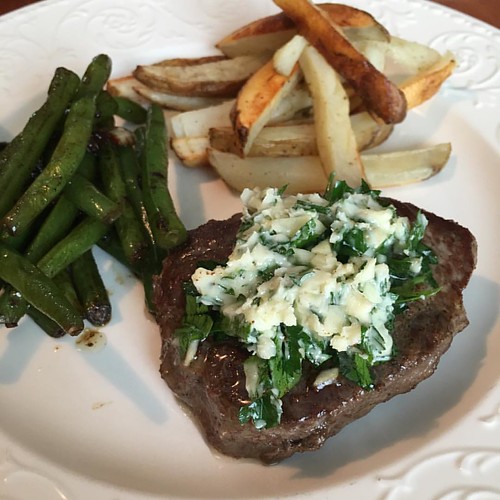 BrasserieStyle Sirloin Steak with green beans and homemad… Flickr