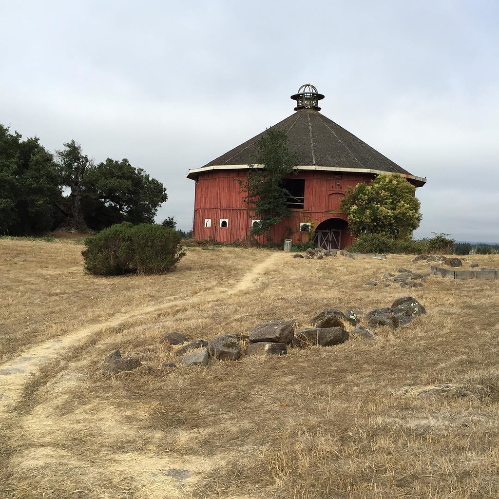 Round Barn in Sonoma County Steve Fadden Flickr