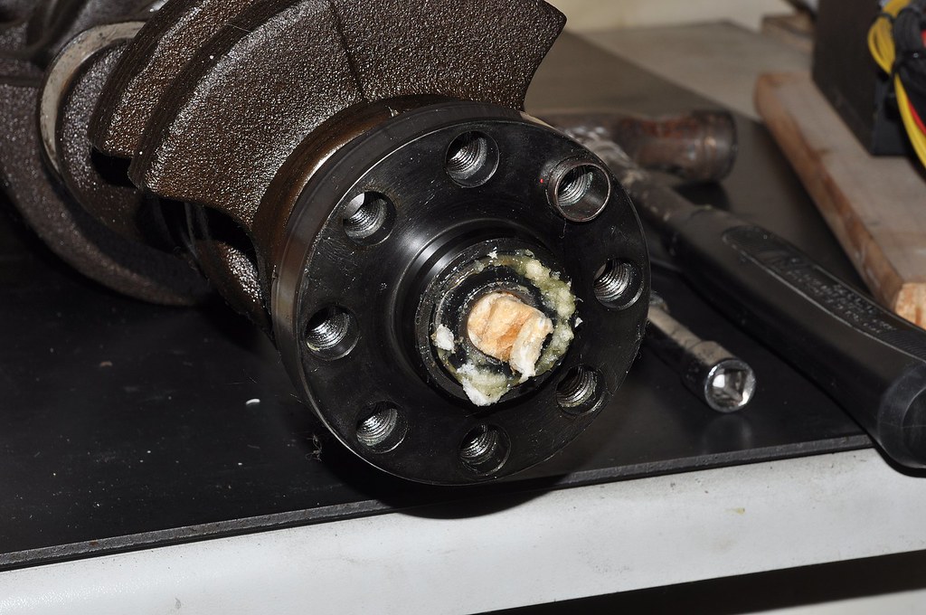 Removing the M50 spigot bearing I wanted to try and reuse … Flickr