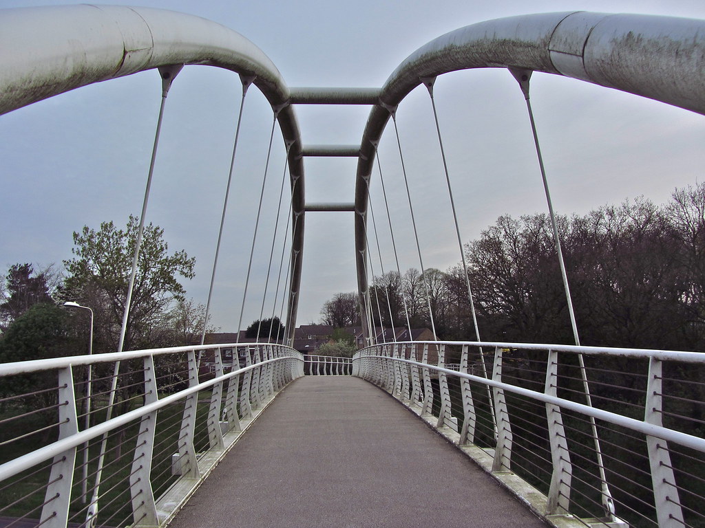 Bracknell Footbridge between Great Hollands and Easthampst… Flickr