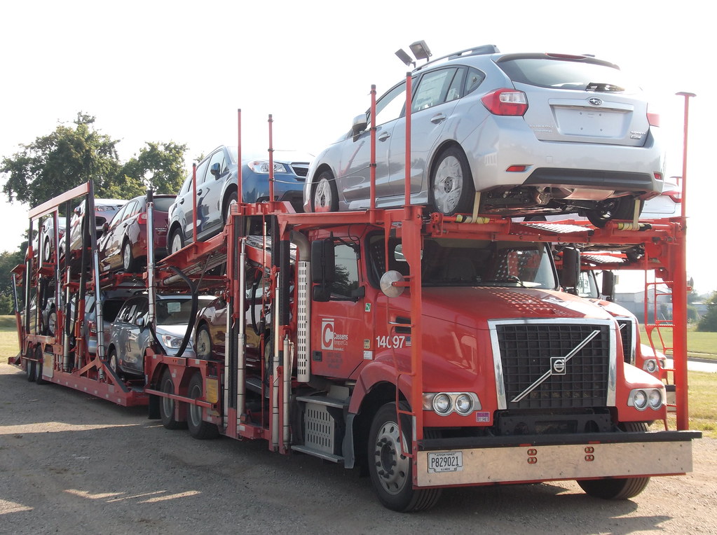 Volvo Car Hauler Volvo Car Hauler parked in Michigan Hyunwoo Kim