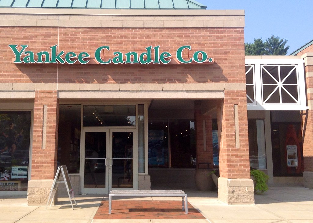Yankee Candle Co. Store, Avon, CT. 7/2014. Pics by Mike Mo… Flickr