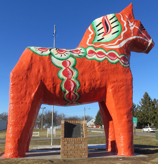 Dala Horse (Mora, Minnesota) a photo on Flickriver