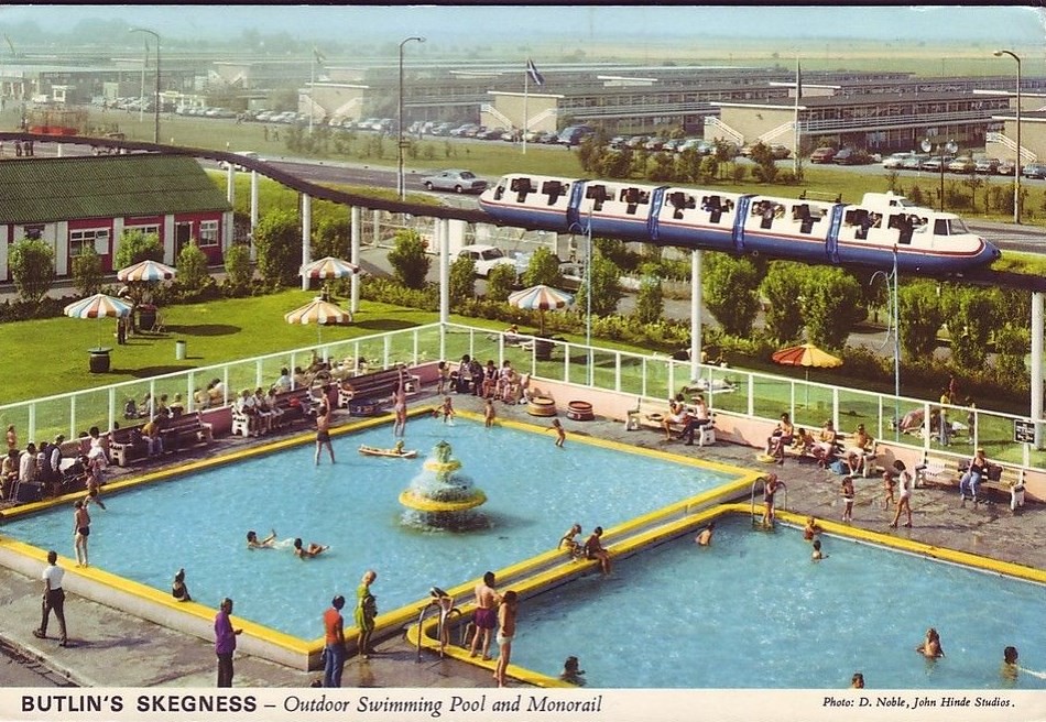 Butlins Skegness Outdoor pool and monorail The monorail … Flickr