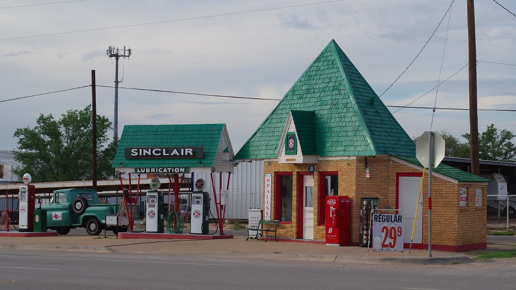 Tinyest gas station Snyder, Texas wildstar84 Flickr
