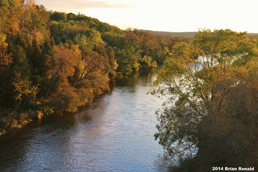 Glen Morris in Low Light amillionwalks Flickr