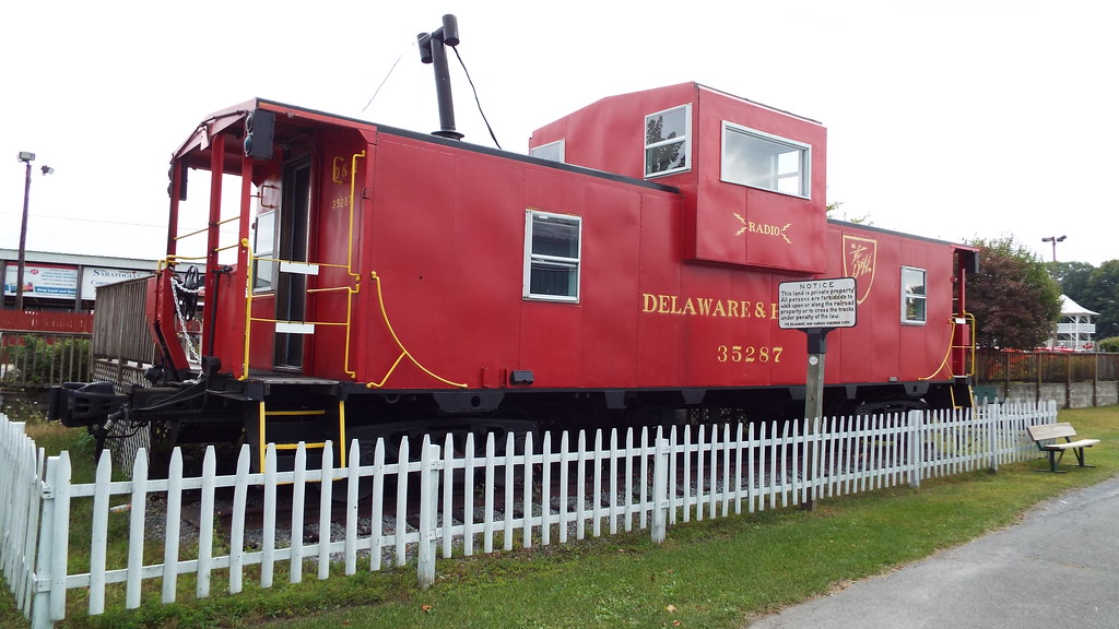 92014 HUDSON MOHAWK TRUCK SHOW AT BALLSTON SPA NY 277 Flickr