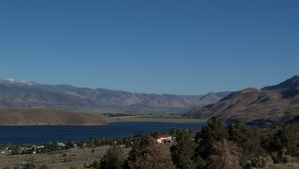 Topaz Lake (0281) Looking south across Topaz Lake and down… Flickr