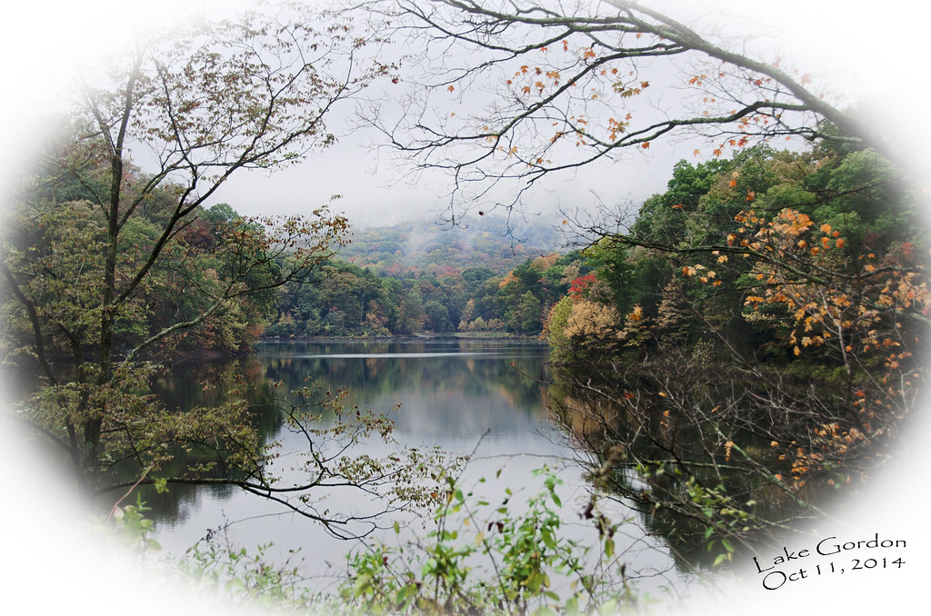 Early Fall at Lake Gordon I headed to Lake Gordon near Bed… Flickr